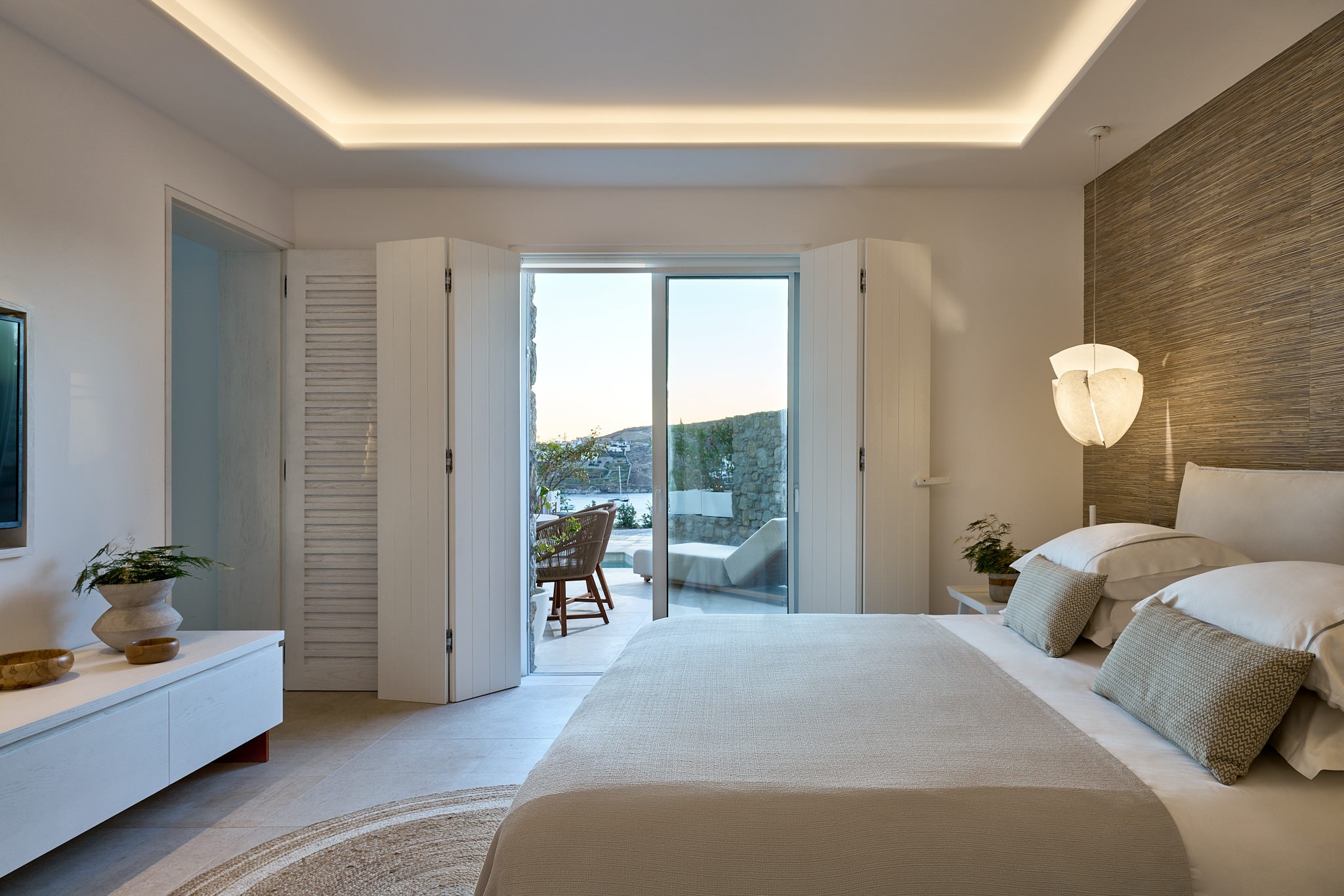 Elite Two-Bedroom Suite Sea View with Private Pool