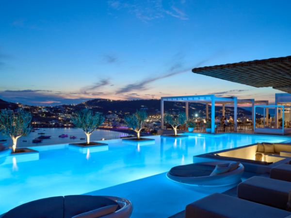 Innovative dining concepts rooted in time-honoured Cycladic culinary traditions.